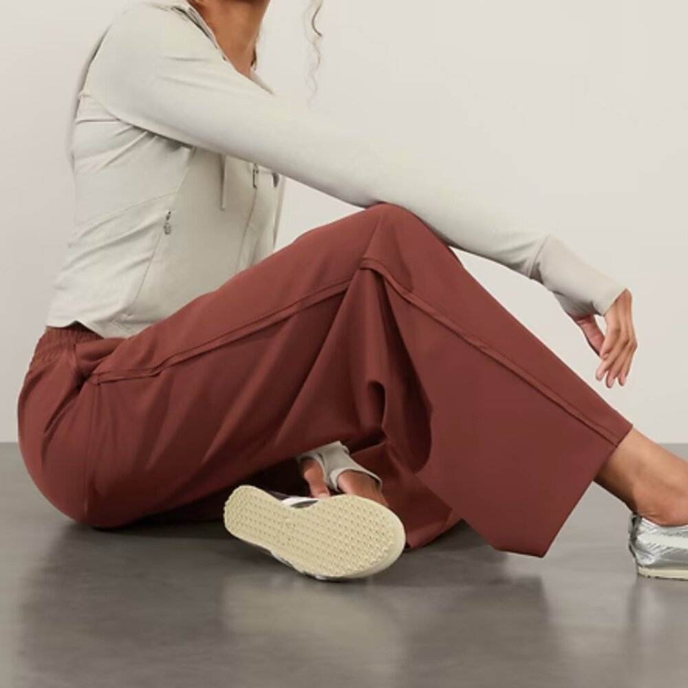 Athleta Endeavor Pant in Cherrywood